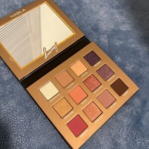 Nabla Dreamy Eyeshadow Palette